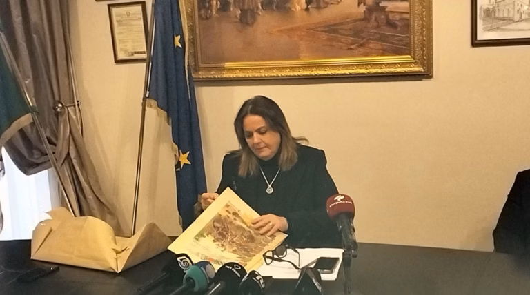 Christelle d’Intorni, députée UDR azuréenne, révèle des manipulations numériques et un budget secret en déposant une plainte
