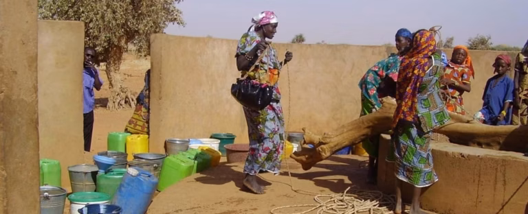 Conflit numérique au Mali : militants pro-excision face aux féministes ouest-africaines